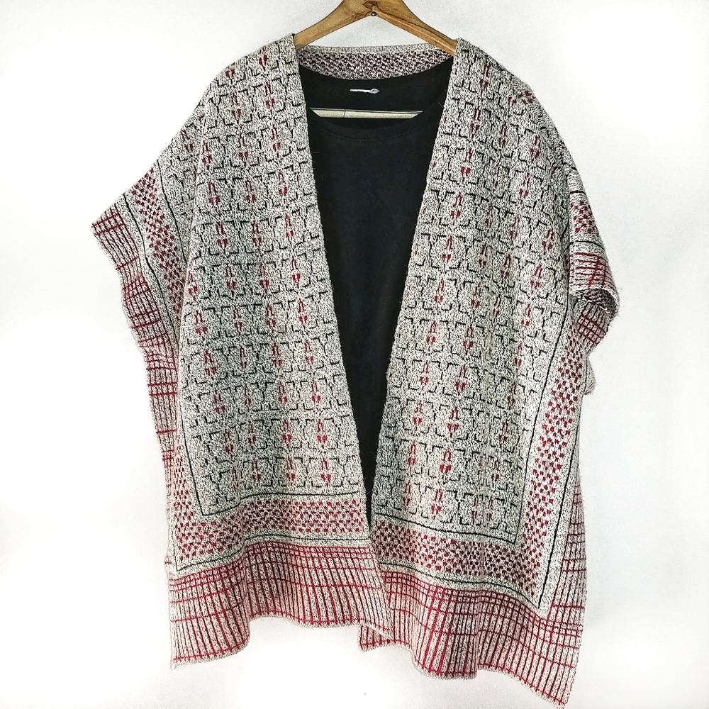 Poncho Jacket Shrug Red Tan Sweater Wrap